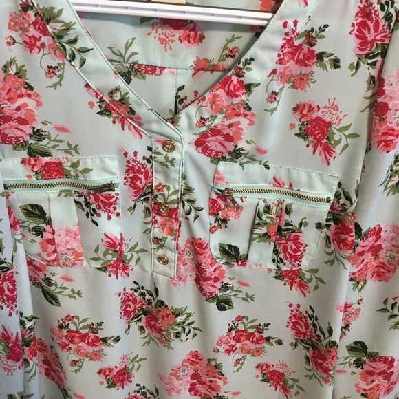 Floral Blouse - Picture 2 of 4